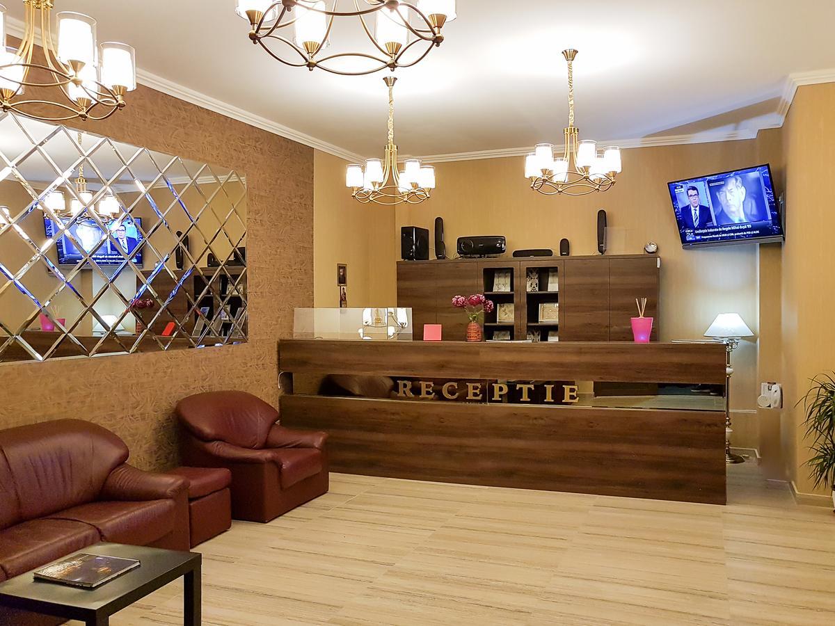 Cazare Fundeni Medlife บูคาเรสต์ ภายนอก รูปภาพ